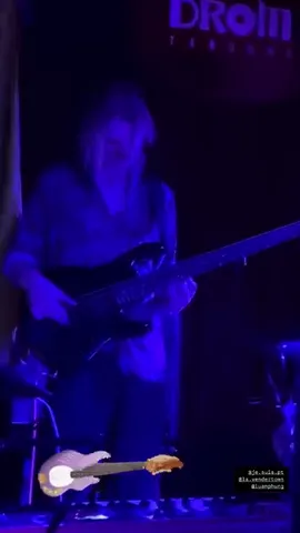 @je.suis.pt 
@la.vendertown 
@luanphung