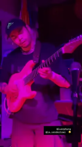 @luanphung 
@la.vendertown 😵